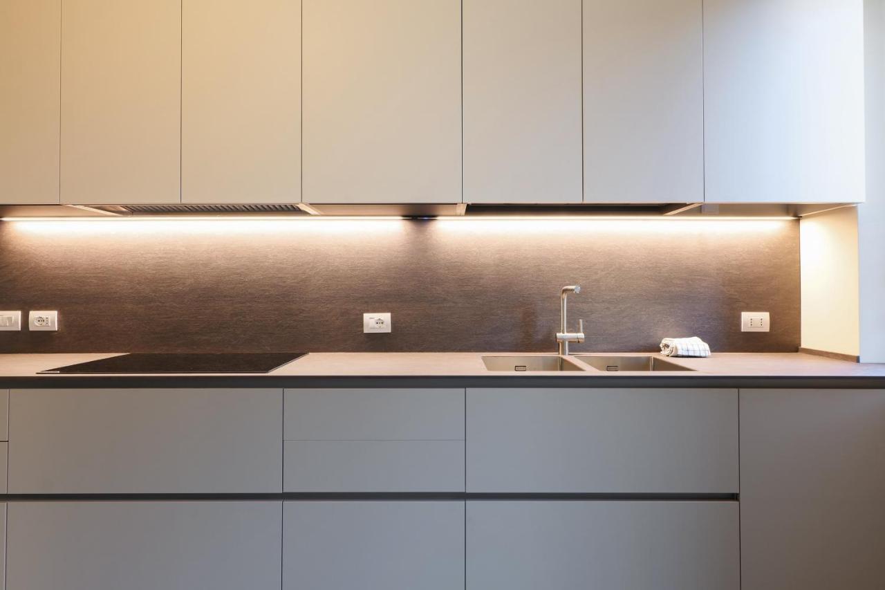 Luxury San Babila Apartment Milano Ngoại thất bức ảnh